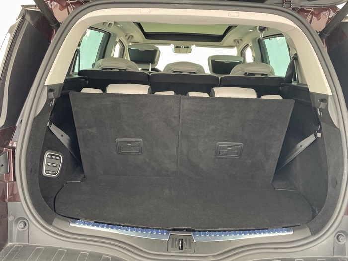 Renault Espace Initiale Paris Blue dCi 139 kW (190 CV) EDC - 12 Renault Espace Initiale Paris Blue dCi 139 kW (190 CV) EDC - 12