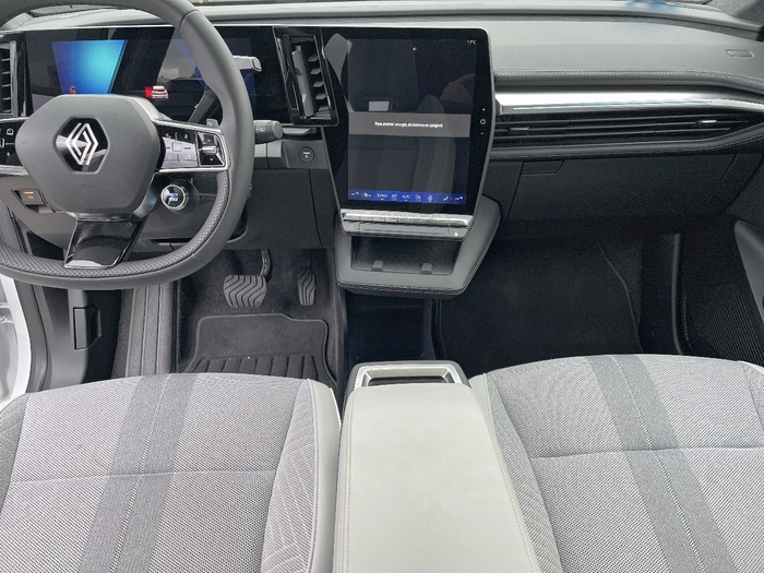 Renault Scenic Iconic Gran autonomía E-Tech 160 kW (218 CV) - 7 Renault Scenic Iconic Gran autonomía E-Tech 160 kW (218 CV) - 7