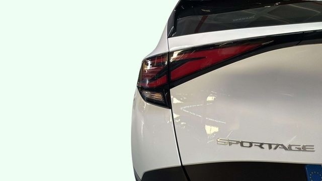 KiaSportage 1.6 T-GDi HEV Drive 4x2 158 kW (215 CV) Vehículo usado en Barcelona - 21