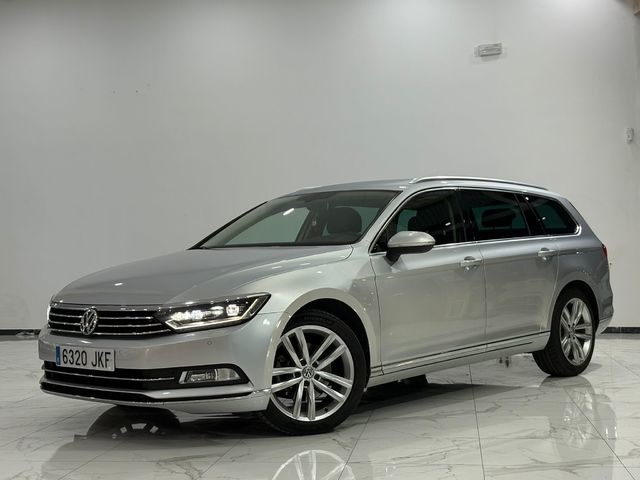 VolkswagenPassat Variant Sport 2.0 TDI 110 kW (150 CV) DSG Vehículo usado en Barcelona - 1