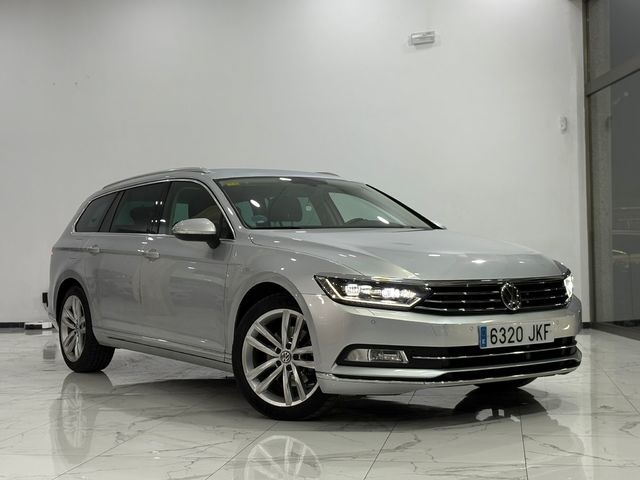 VolkswagenPassat Variant Sport 2.0 TDI 110 kW (150 CV) DSG Vehículo usado en Barcelona - 3
