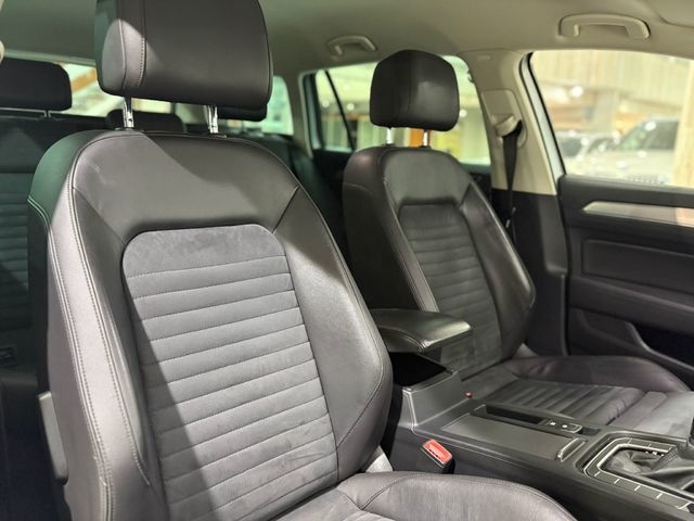 VolkswagenPassat Variant Sport 2.0 TDI 110 kW (150 CV) DSG Vehículo usado en Barcelona - 18