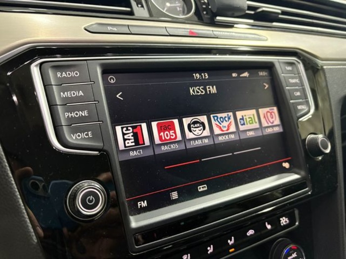 VolkswagenPassat Variant Sport 2.0 TDI 110 kW (150 CV) DSG Vehículo usado en Barcelona - 25 VolkswagenPassat Variant Sport 2.0 TDI 110 kW (150 CV) DSG Vehículo usado en Barcelona - 25