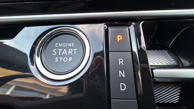 Peugeot5008 Hybrid 1.2 Allure eDCS6 107 kW (145 CV) Vehículo usado en Barcelona - 13