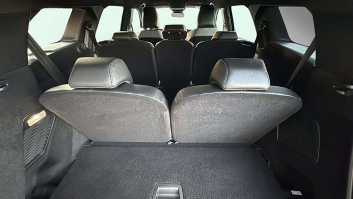 Peugeot5008 Hybrid 1.2 Allure eDCS6 107 kW (145 CV) Vehículo usado en Barcelona - 16 Peugeot5008 Hybrid 1.2 Allure eDCS6 107 kW (145 CV) Vehículo usado en Barcelona - 16