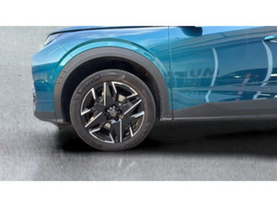 Peugeot 5008 Hybrid 1.2 Allure eDCS6 107 kW (145 CV) Peugeot 5008 Hybrid 1.2 Allure eDCS6 107 kW (145 CV)