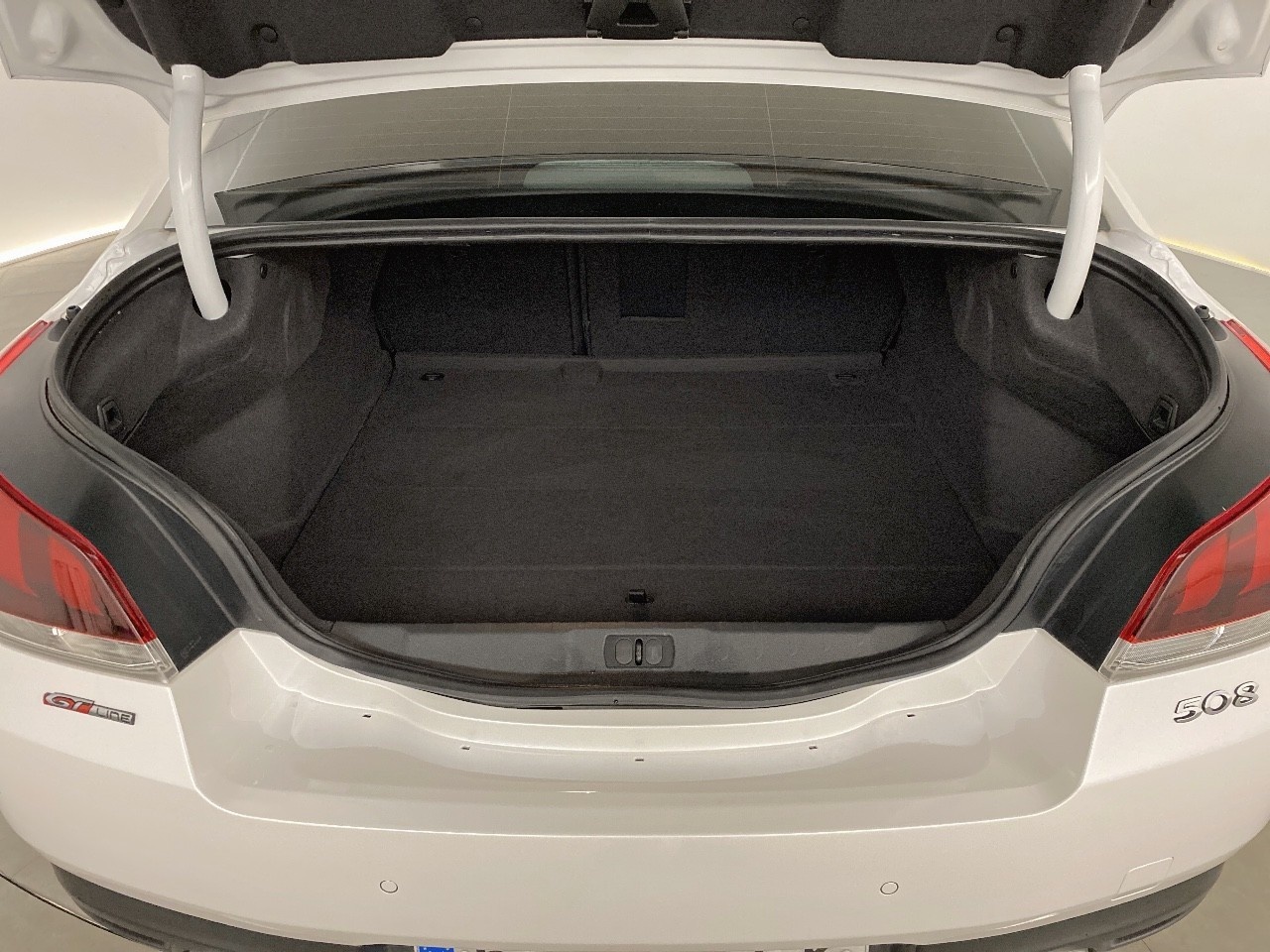 Peugeot 508 2.0 BlueHDI GT Line 110 kW (150 CV) - 6