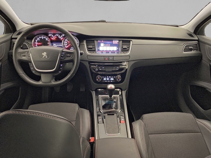 Peugeot 508 2.0 BlueHDI GT Line 110 kW (150 CV) - 8 Peugeot 508 2.0 BlueHDI GT Line 110 kW (150 CV) - 8