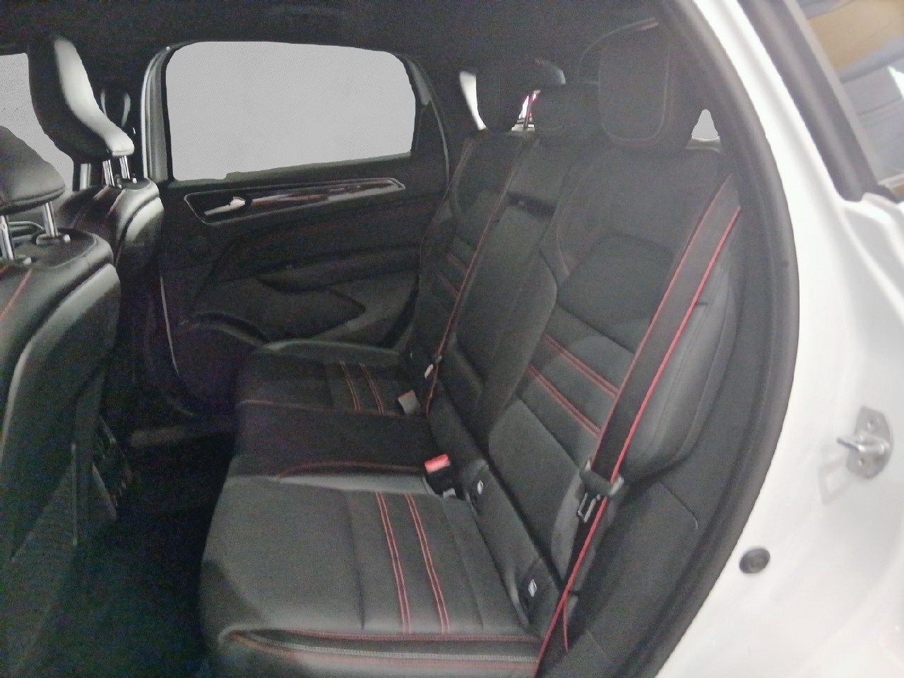 Renault Arkana RS Line TCe 118 kW (160 CV) EDC Microhíbrido - 9