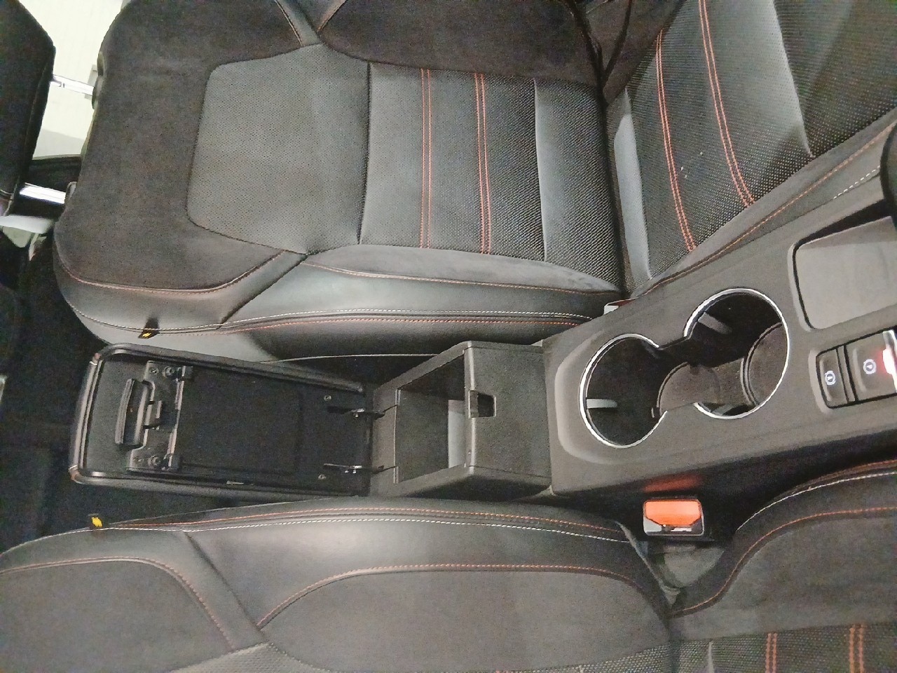 Renault Arkana RS Line TCe 118 kW (160 CV) EDC Microhíbrido - 14