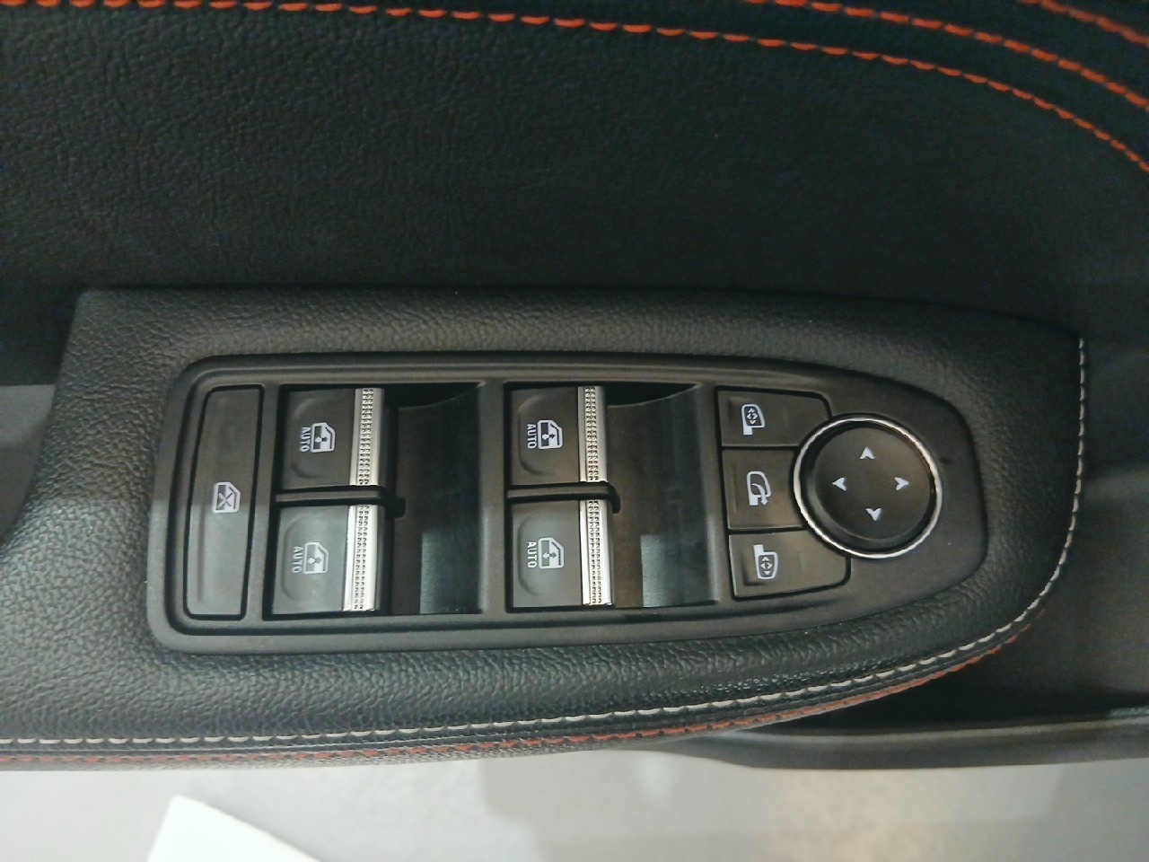 Renault Arkana RS Line TCe 118 kW (160 CV) EDC Microhíbrido - 17