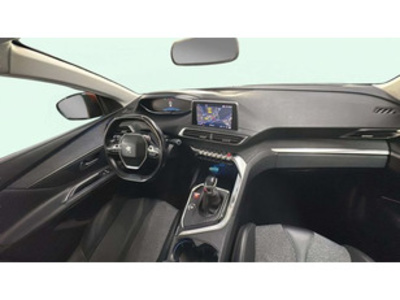 Peugeot 3008 PureTech 130 S&S Active 96 kW (130 CV) Peugeot 3008 PureTech 130 S&S Active 96 kW (130 CV)