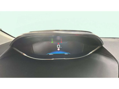 Peugeot 3008 PureTech 130 S&S Active 96 kW (130 CV) Peugeot 3008 PureTech 130 S&S Active 96 kW (130 CV)