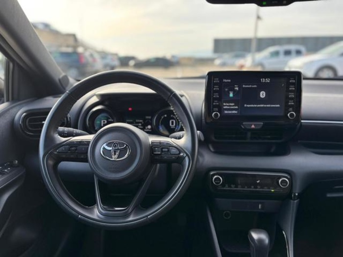 ToyotaYaris 120H Style 85 kW (116 CV) Vehículo usado en Barcelona - 13 ToyotaYaris 120H Style 85 kW (116 CV) Vehículo usado en Barcelona - 13