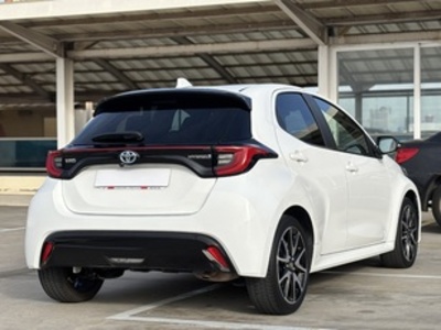 Toyota Yaris 120H Style 85 kW (116 CV) Toyota Yaris 120H Style 85 kW (116 CV)