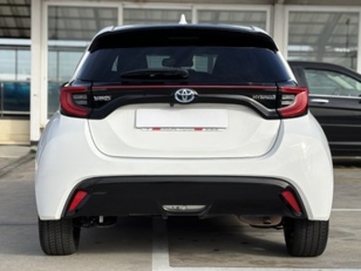 Toyota Yaris 120H Style 85 kW (116 CV) Toyota Yaris 120H Style 85 kW (116 CV)