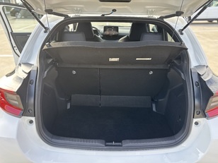 Toyota Yaris 120H Style 85 kW (116 CV)