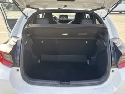 Toyota Yaris 120H Style 85 kW (116 CV) Toyota Yaris 120H Style 85 kW (116 CV)