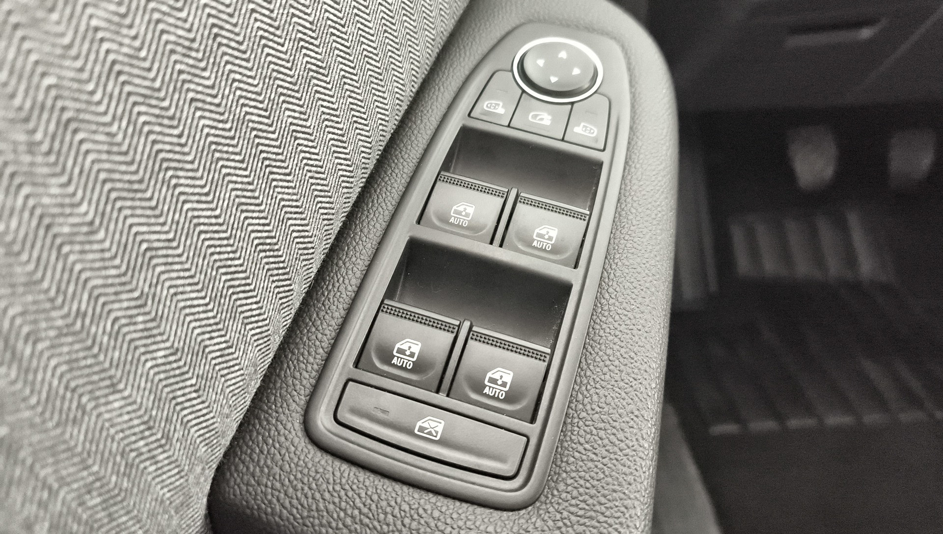 Renault Clio Techno Eco-G 74 kW (100 CV) - 24