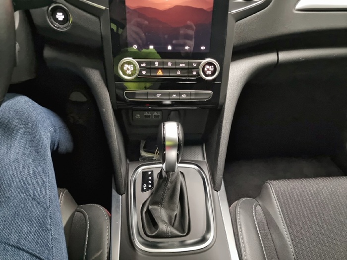 Renault Megane Techno Blue dCi EDC 85 kW (115 CV) - 7 Renault Megane Techno Blue dCi EDC 85 kW (115 CV) - 7