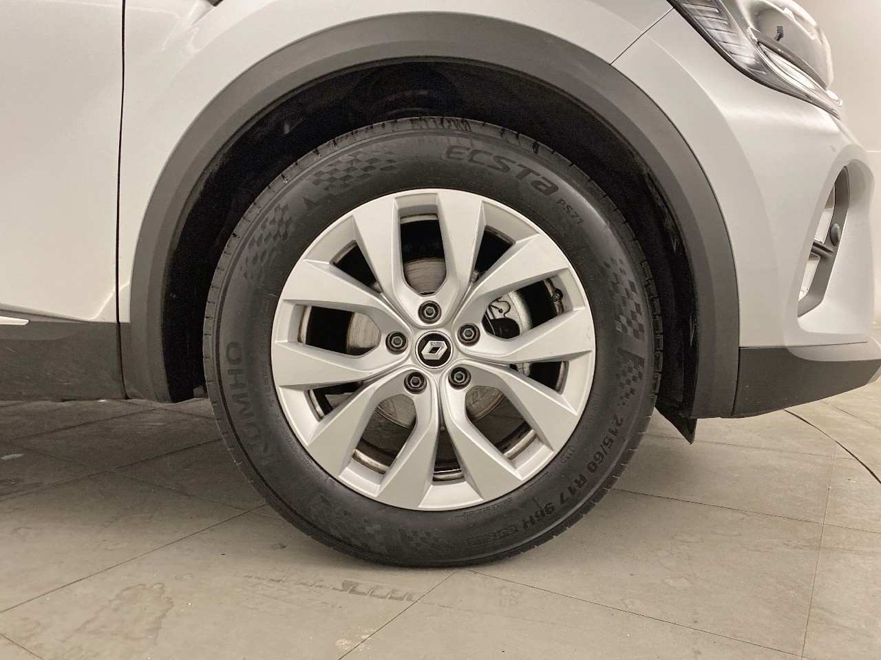 Renault Captur Zen TCe Micro Híbrido 103 kW (140 CV) GPF - 4