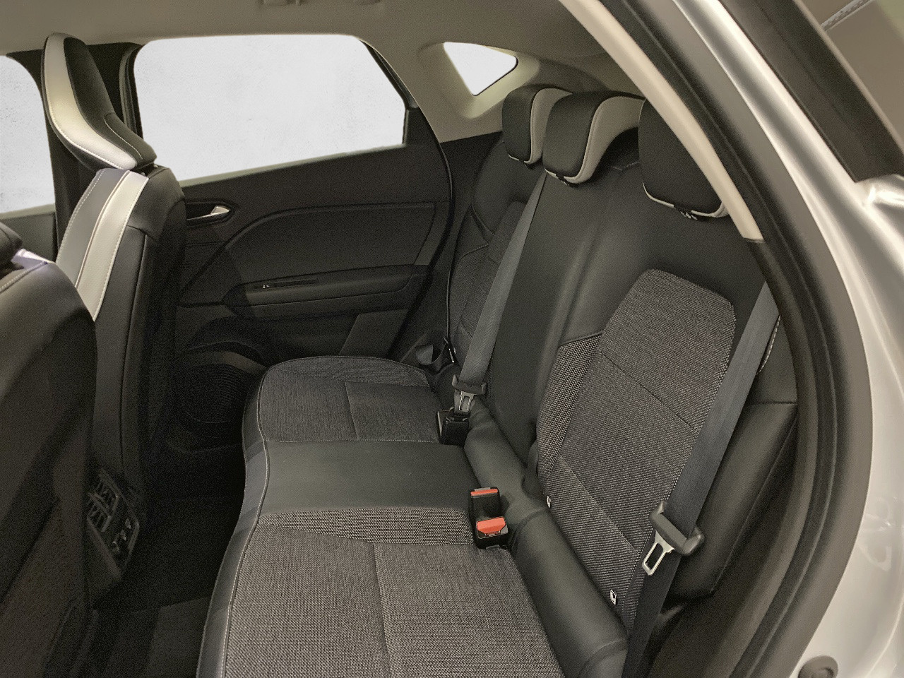 Renault Captur Zen TCe Micro Híbrido 103 kW (140 CV) GPF - 12