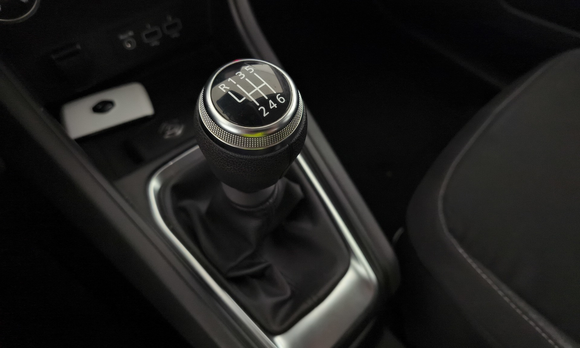 Renault Captur Intens TCe 66 kW (90 CV) - 24