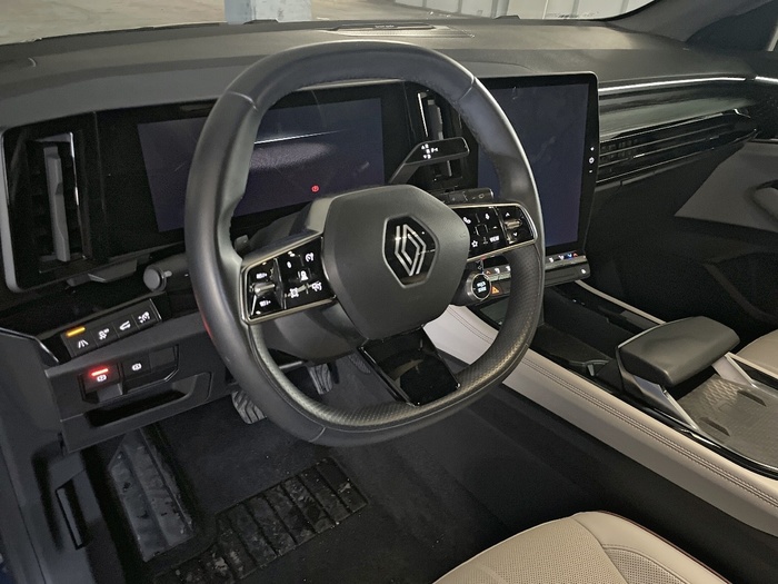 Renault Espace E-Tech 200 full hybrid Iconic 147 kW (200 CV) - 4 Renault Espace E-Tech 200 full hybrid Iconic 147 kW (200 CV) - 4