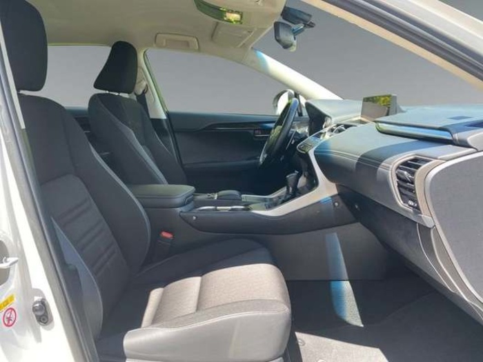 Lexus NX 300h Business Navigation 2WD 145 kW (197 CV) Vehículo usado en Madrid - 7 Lexus NX 300h Business Navigation 2WD 145 kW (197 CV) Vehículo usado en Madrid - 7