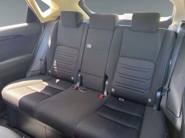 Lexus NX 300h Business Navigation 2WD 145 kW (197 CV) Vehículo usado en Madrid - 8 Lexus NX 300h Business Navigation 2WD 145 kW (197 CV) Vehículo usado en Madrid - 8