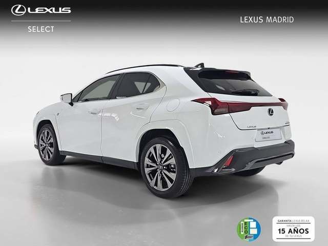 Lexus UX 300h F Sport Plus 146 kW (199 CV) Vehículo usado en Madrid - 2