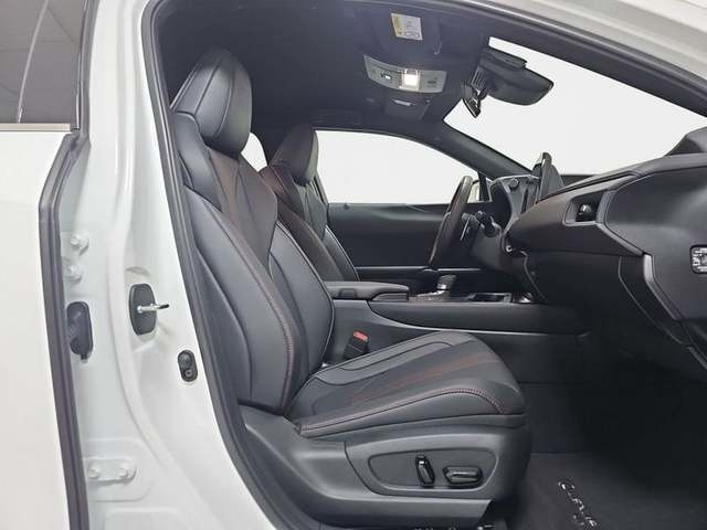 Lexus UX 300h F Sport Plus 146 kW (199 CV) Vehículo usado en Madrid - 7