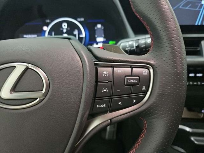 Lexus UX 300h F Sport Plus 146 kW (199 CV) Vehículo usado en Madrid - 16 Lexus UX 300h F Sport Plus 146 kW (199 CV) Vehículo usado en Madrid - 16