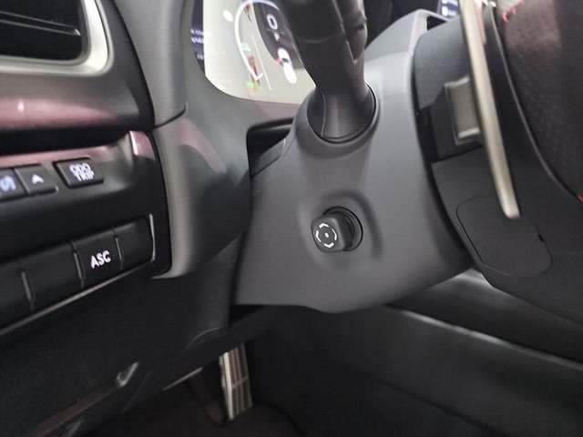 Lexus UX 300h F Sport Plus 146 kW (199 CV) Vehículo usado en Madrid - 20 Lexus UX 300h F Sport Plus 146 kW (199 CV) Vehículo usado en Madrid - 20