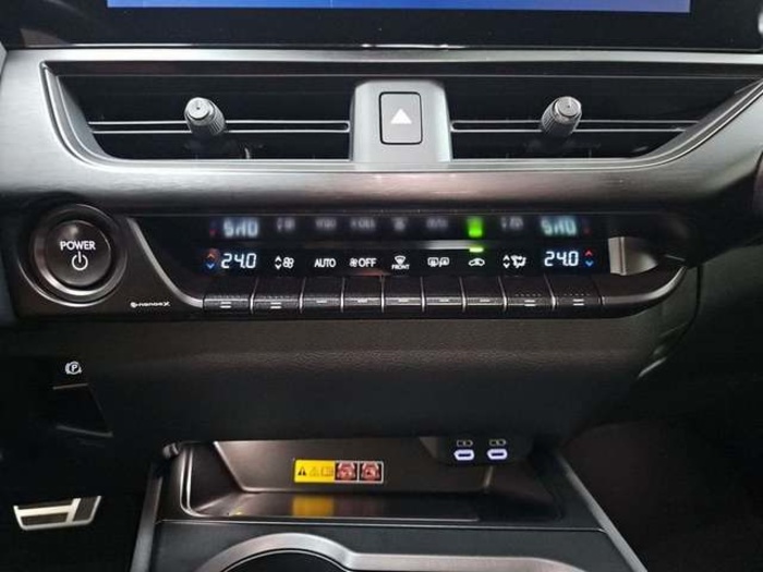 Lexus UX 300h F Sport Plus 146 kW (199 CV) Vehículo usado en Madrid - 24 Lexus UX 300h F Sport Plus 146 kW (199 CV) Vehículo usado en Madrid - 24