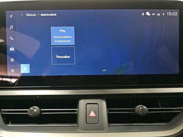 Lexus UX 300h F Sport Plus 146 kW (199 CV) Vehículo usado en Madrid - 26