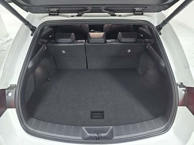 Lexus UX 300h F Sport Plus 146 kW (199 CV) Vehículo usado en Madrid - 38