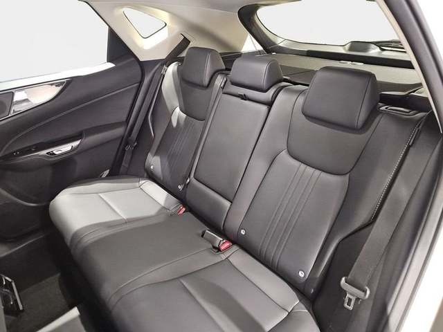 Lexus NX 450h+ Premium+ 4WD 225 kW (306 CV) Vehículo usado en Madrid - 8 Lexus NX 450h+ Premium+ 4WD 225 kW (306 CV) Vehículo usado en Madrid - 8