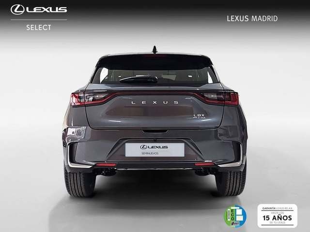 Lexus LBX 1.5 HEV Elegant Plus Black 100 kW (136 CV) Vehículo usado en Madrid - 4