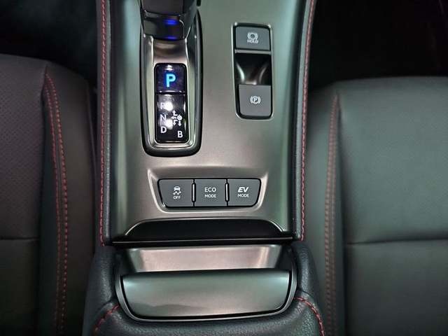 Lexus LBX 1.5 HEV Elegant Plus Black 100 kW (136 CV) Vehículo usado en Madrid - 24