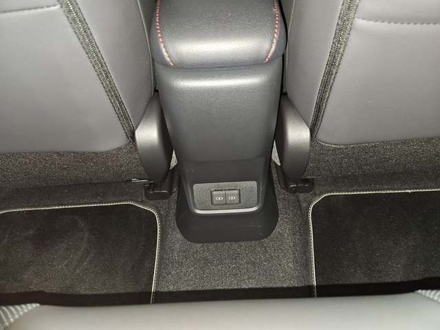 Lexus LBX 1.5 HEV Elegant Plus Black 100 kW (136 CV) Vehículo usado en Madrid - 26