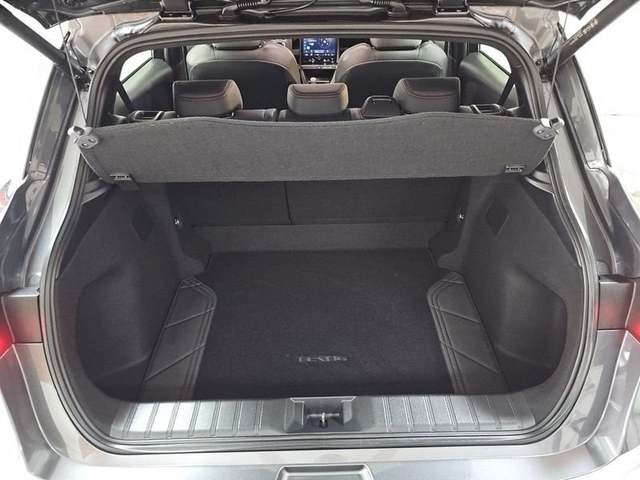 Lexus LBX 1.5 HEV Elegant Plus Black 100 kW (136 CV) Vehículo usado en Madrid - 35