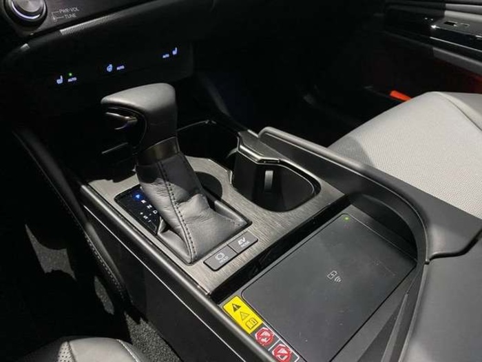 Lexus ES 300h Luxury 160 kW (218 CV) Vehículo usado en Madrid - 18 Lexus ES 300h Luxury 160 kW (218 CV) Vehículo usado en Madrid - 18