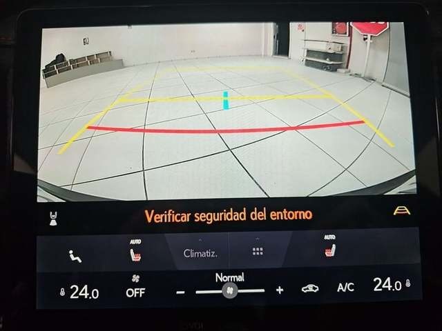 Lexus LBX 1.5 HEV Emotion+ 100 kW (136 CV) Vehículo usado en Madrid - 16