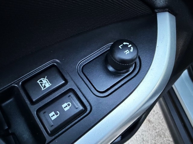 SuzukiVitara 1.6 VVT GLE 4WD 	88 kW (120 CV) Vehículo usado en Barcelona - 12