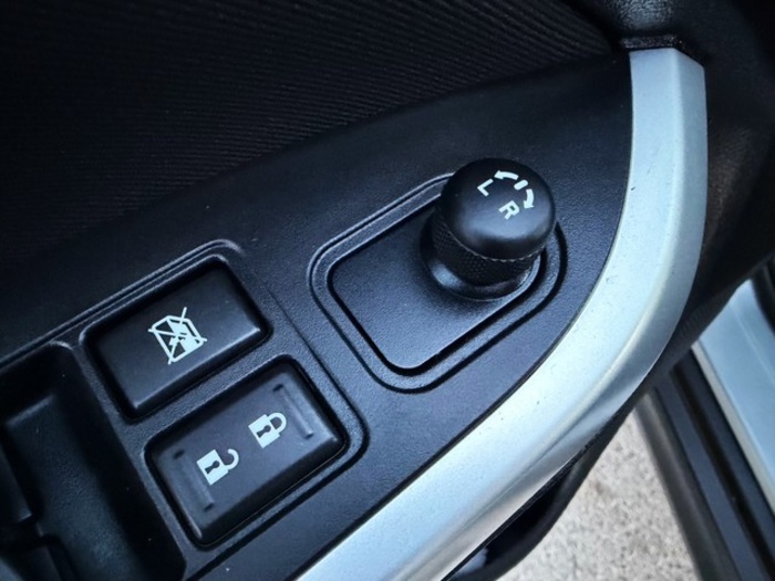 SuzukiVitara 1.6 VVT GLE 4WD 88 kW (120 CV) Vehículo usado en Barcelona - 12 SuzukiVitara 1.6 VVT GLE 4WD 88 kW (120 CV) Vehículo usado en Barcelona - 12