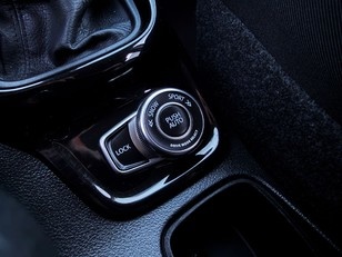 Suzuki Vitara 1.6 VVT GLE 4WD 	88 kW (120 CV)