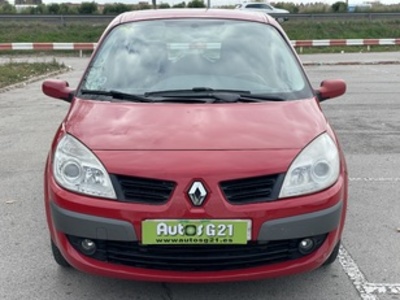 Renault Scenic Dynamique eco2 1.5 dCi 63 kW (85 CV) Renault Scenic Dynamique eco2 1.5 dCi 63 kW (85 CV)