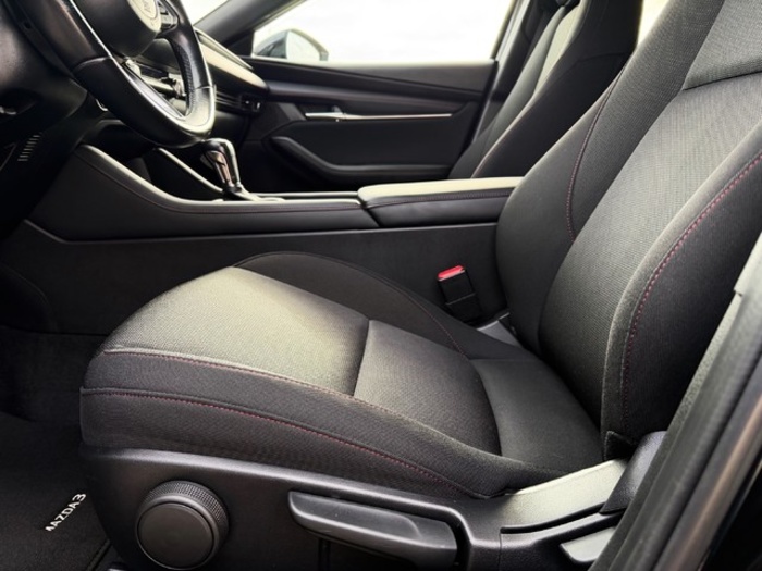 MazdaMazda 3 2.0 e-SKYACTIV-G Homura AT 89 kW (122 CV) Vehículo usado en Barcelona - 6 MazdaMazda 3 2.0 e-SKYACTIV-G Homura AT 89 kW (122 CV) Vehículo usado en Barcelona - 6