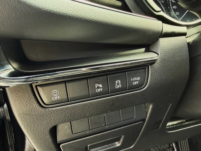 MazdaMazda 3 2.0 e-SKYACTIV-G Homura AT 89 kW (122 CV) Vehículo usado en Barcelona - 13 MazdaMazda 3 2.0 e-SKYACTIV-G Homura AT 89 kW (122 CV) Vehículo usado en Barcelona - 13